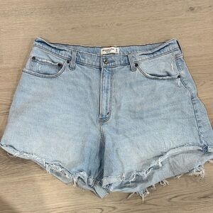Abercrombie & Fitch Light Wash High Rise Dad Shorts